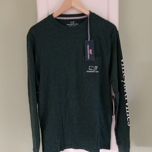 Men's vineyard vines T-shirt